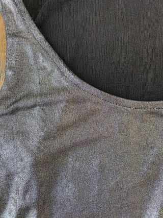 Camiseta A ESTRENAR tirantes plateada Mango 