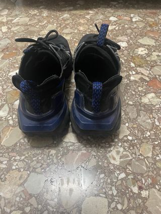 Zapatillas Nike Negras y Azules