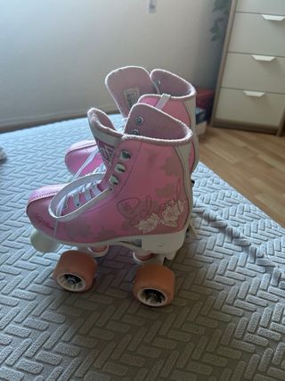Patines de niña rosas