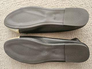 Zapatillas Bailarinas Negro y Dorado Talla 39