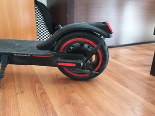 Patinete Eléctrico 350W Autonomía 30km