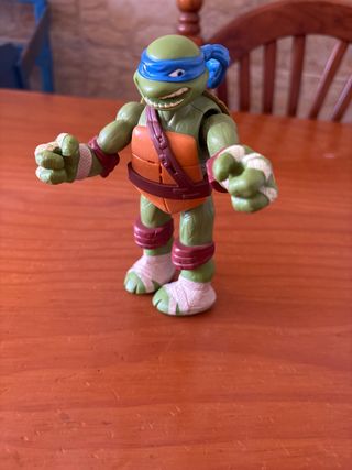Figura Tortugas Ninja Leonardo