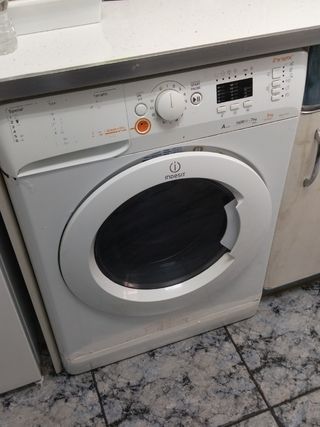 Lavadora Secadora Indesit 7kg 1600rpm