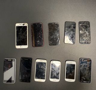 Lote de 10 móviles Apple, Samsung, Wiko