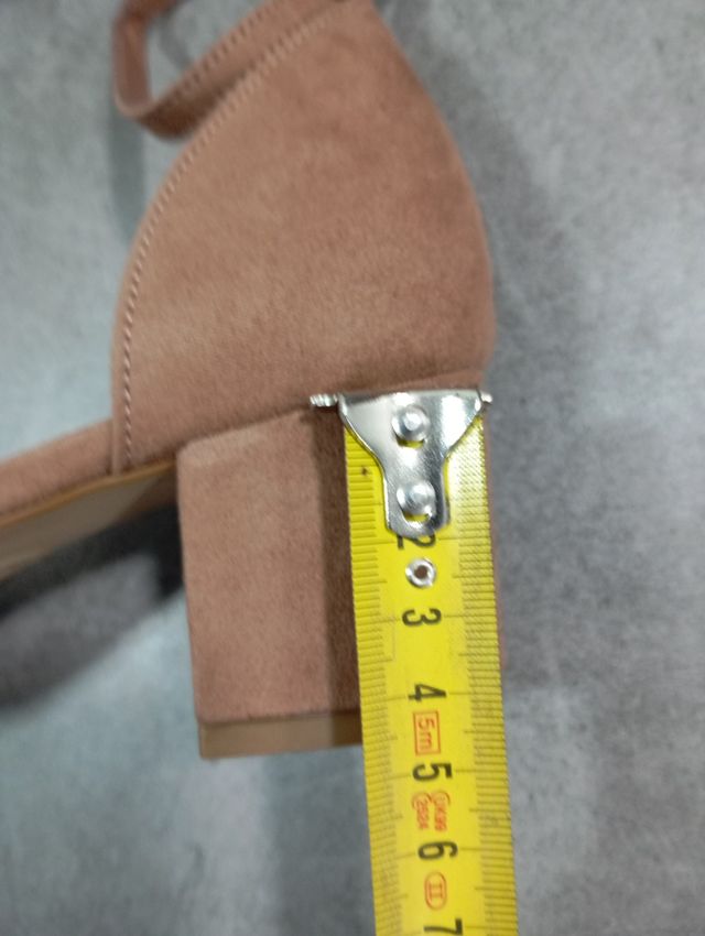 Zapatos de tacón Graceland beige