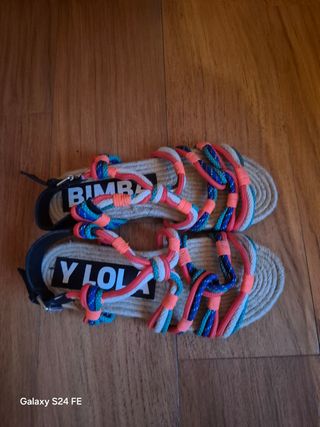 Sandalias Bimba y Lola Talla 38 Multicolor