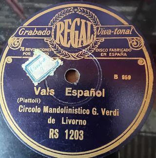 3 discos gramófono,  Torna a Surriento, y otros