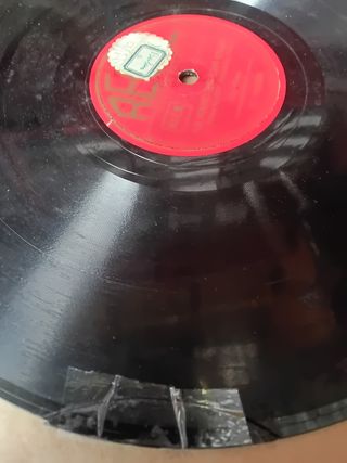 3 discos gramófono,  Torna a Surriento, y otros