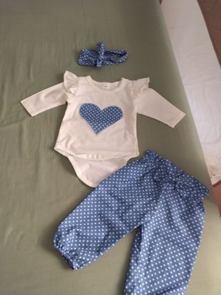 Conjunto bebé niña corazón y lunares