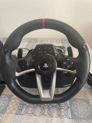 Volante Hori para PC, PS4 y PS5