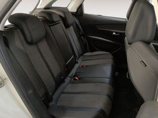 Peugeot 3008 1.2 PureTech 130 Allure