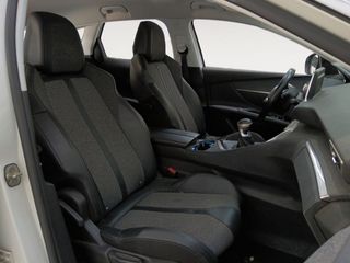 Peugeot 3008 1.2 PureTech 130 Allure