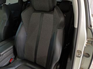 Peugeot 3008 1.2 PureTech 130 Allure