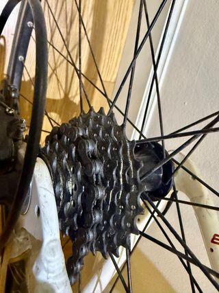 Bicicleta de carretera blanca B'TWIN triban 3