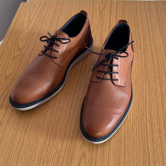 Zapatos de vestir marrones talla 43