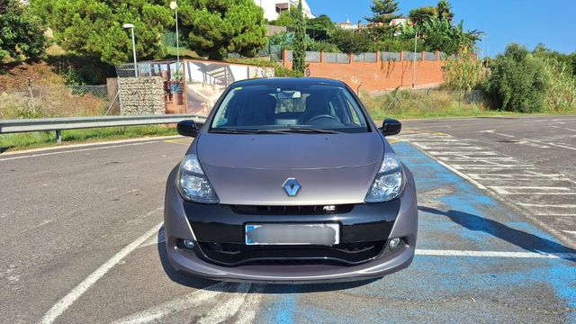 Renault Clio Sport RS Legend