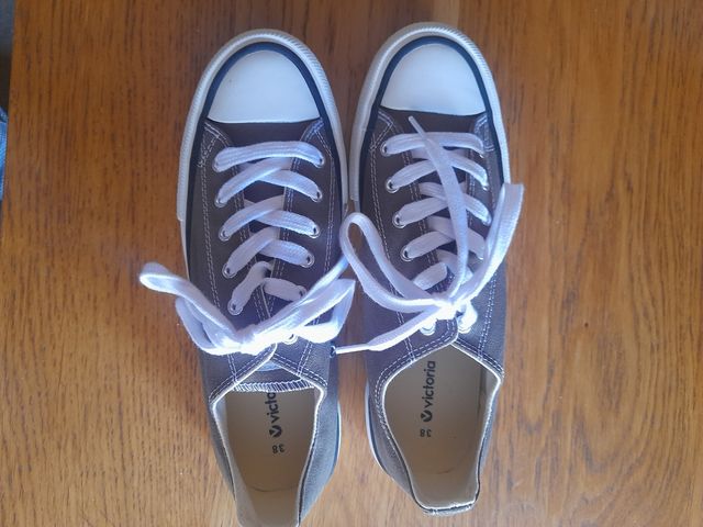Zapatillas Victoria .Talla 38.0