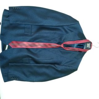 Traje azul marino ARLO 1942 con corbata