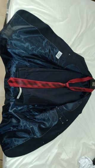Traje azul marino ARLO 1942 con corbata