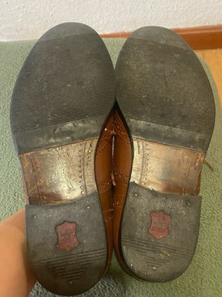 Zapatos de vestir marrones