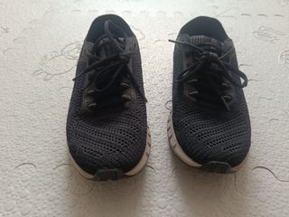 Zapatillas Under Armour Mujer Negras