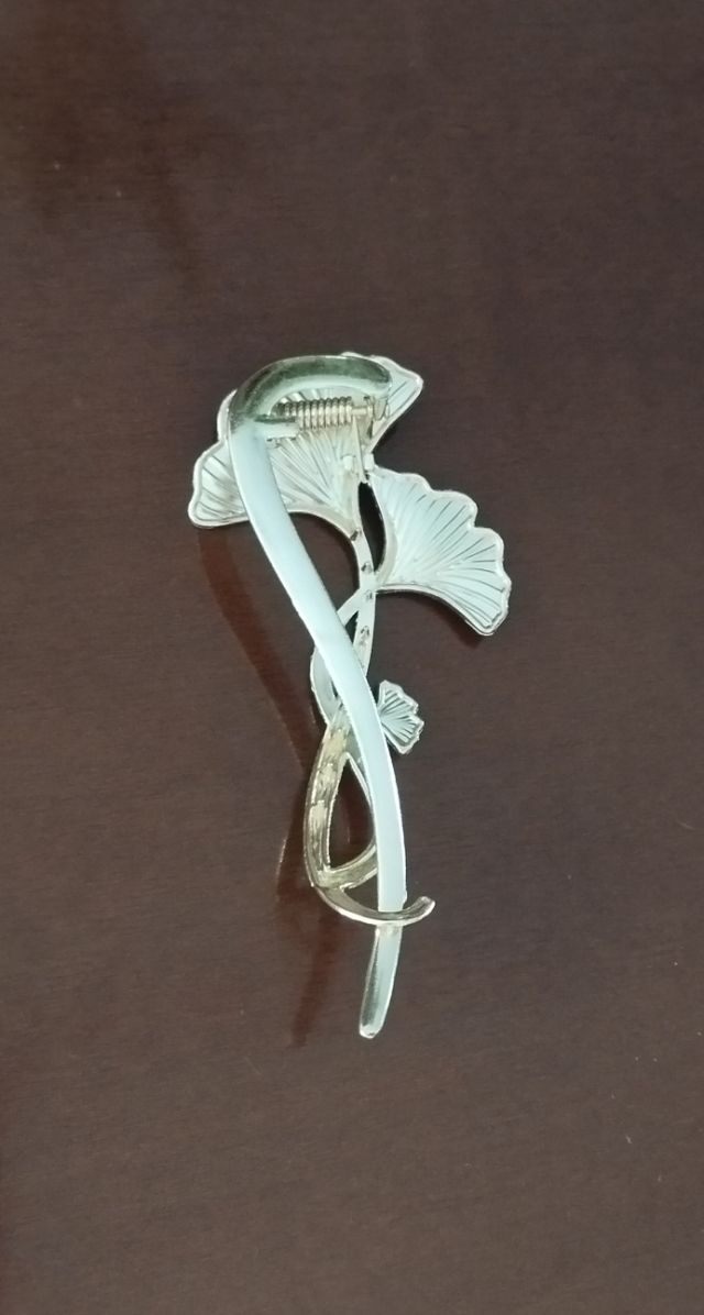 Pinza pelo hoja ginko