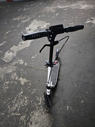 Patinete Manual Blanco