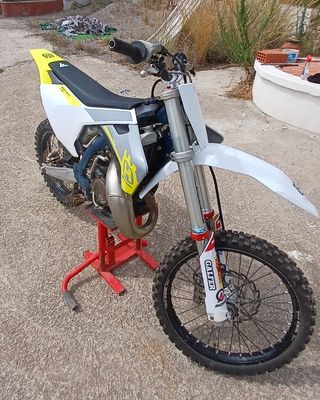 Husqvarna TC85 2023 Moto de Cross