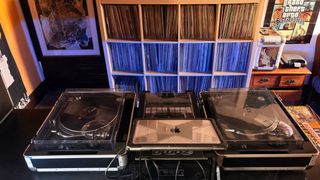 DJ con equipo propio para bodas, fiestas y eventos