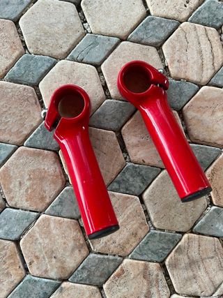 Acoples cuernos manillar rojos