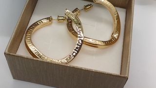 Pendientes Aro Griego Tipo Armani Dorados
