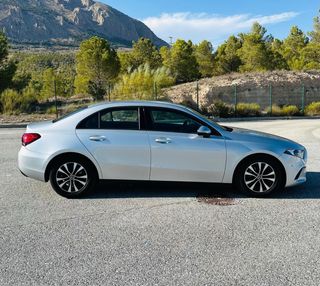 Mercedes-Benz Clase A Sedan 2020