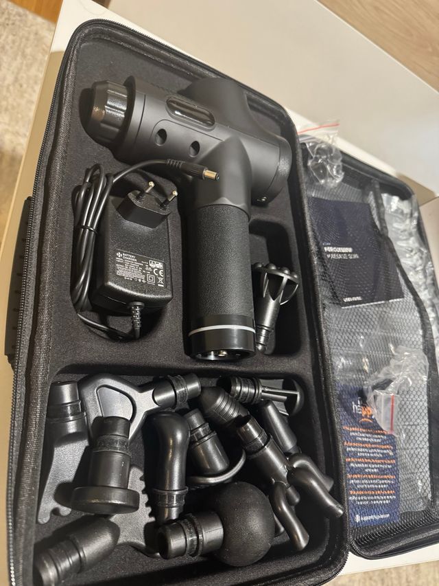 Pistola Masaje Percusión + Accesorios