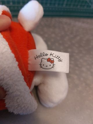 Peluche di Hello Kitty Natalizio, Sanrio