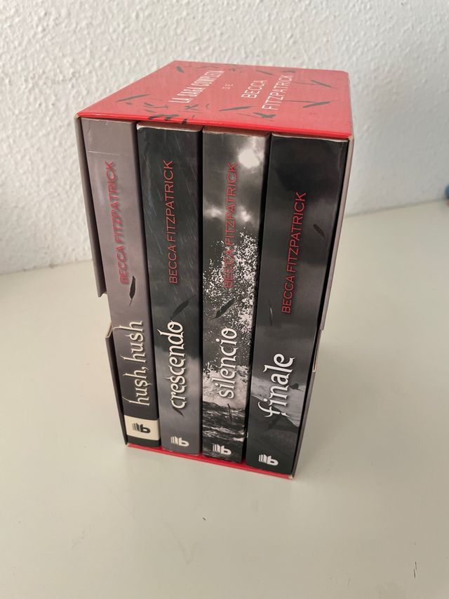 Tetralogía Hush Hush (edición estuche con: Hush...