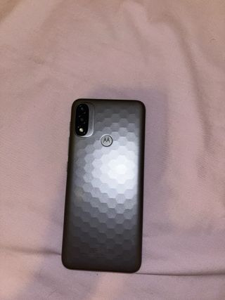Telefono cellulare Motorola E20 nero