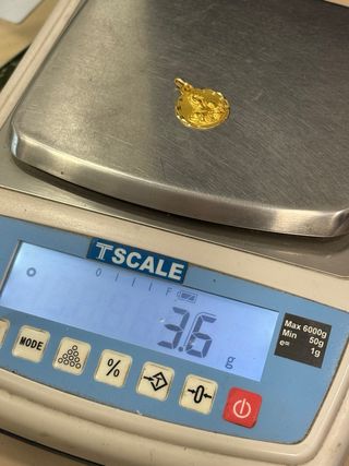 Colgante Virgen del Carmen de oro 18k