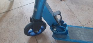 Patinete infantil azul 5-9 años