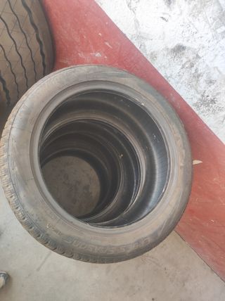 Neumáticos 4 estaciones 245/45R18 100Y
Con 2000km