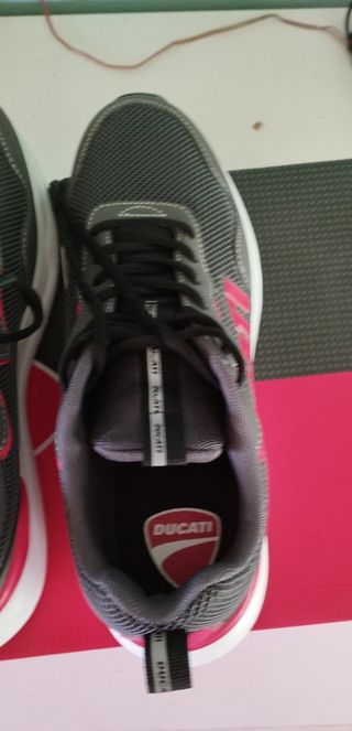 Zapatillas Ducati Talla 41 Gris/Rosso 