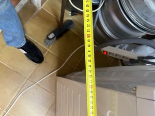 Lavadora blanca zanussi de fondo 45