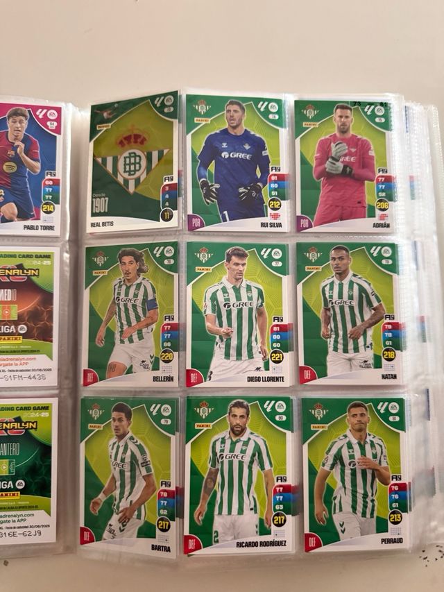 Cromos Adrenalyn 24-25 - Repes Pide tus faltas