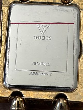 Reloj Guess Dorado Mujer