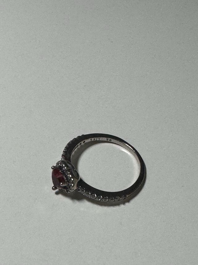 Anillo Pandora Corazón Rojo y Plata