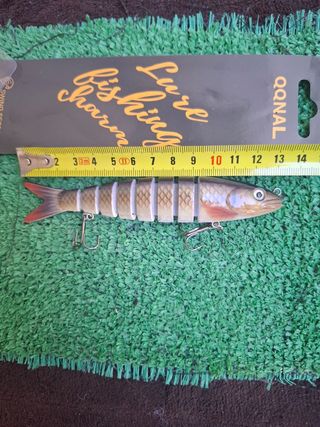 Señuelo de pesca tipo pez articulado