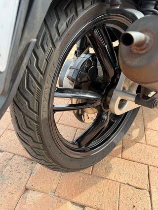Peugeot Tweet 125i 2019 Negra