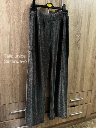 Pantalón de campana con brillos