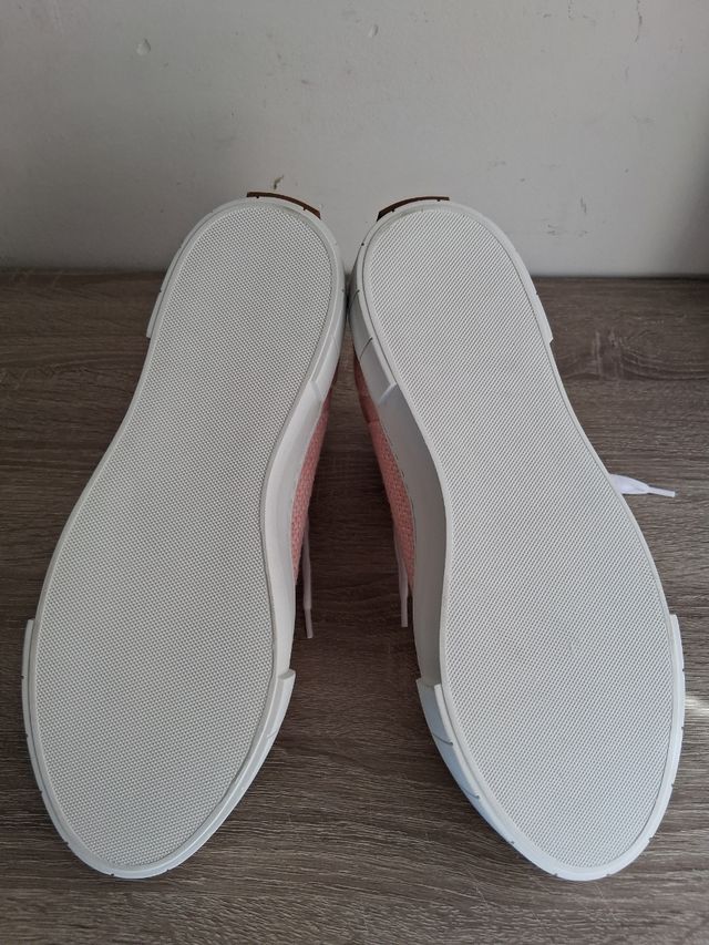 Zapatillas Goodnew rosas