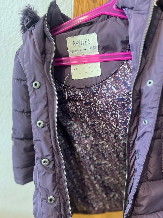 Abrigo morado Brotes con capucha