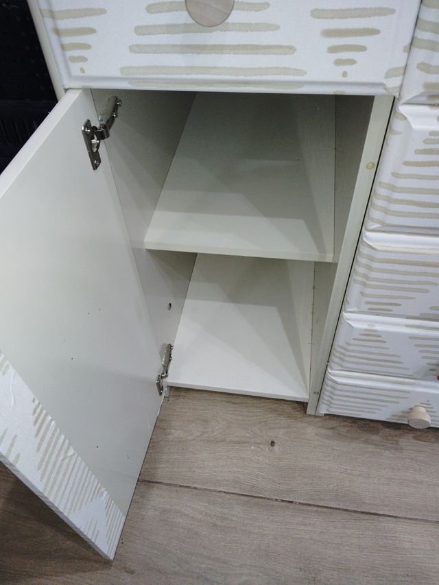 MUEBLE CAJONES/PUERTA CON TAPA DE PIEDRA BEIG.